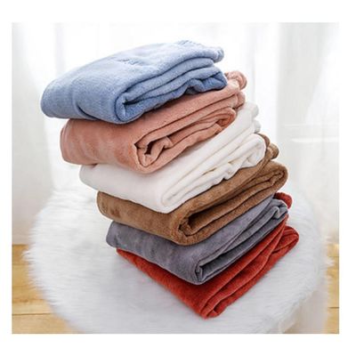 Wettbewerbsfähiges Flannelgewebe 57/58&quot; für Haustextilien mit mittlerem Gewicht und 100% Polyester