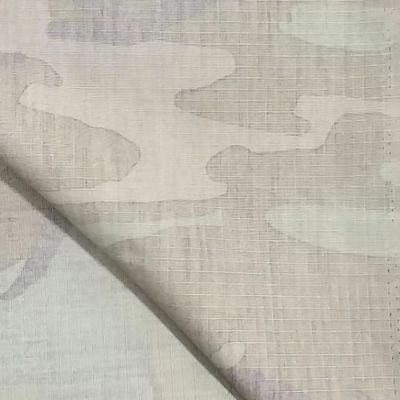 50/50 Nylon Baumwolle Tarndruck Ripstop Stoff mit WR-Funktion OEM akzeptiert 220gsm
