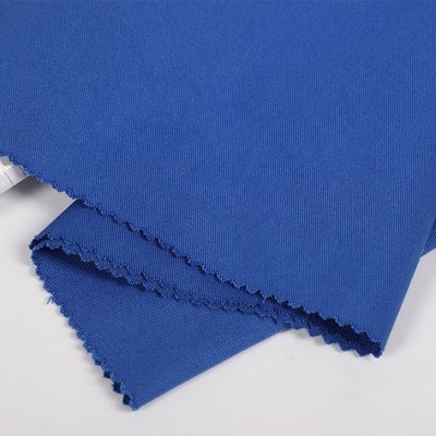 Gewebe aus 100% Polyester-Twill-Gabardine für einheitliches Muster SOLIDS Dichte 180×120