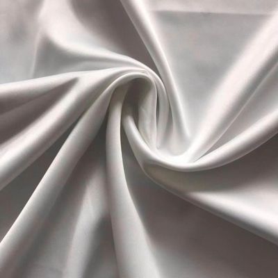150D*150D Garnzahlen Polyester Twill Stoff für Arbeitskleidung und Anzug in kundenspezifischen Farben