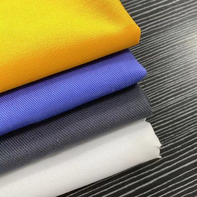 Polyester / Baumwolle 80*20 3 1 TC Bohrarbeiten Tragen Hosen Kappen Stoff für antistatische Stoff
