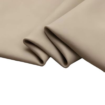 Exportierte Standard 100% Polyester-Lining 210T Taffeta für angepasste Farbstoffe