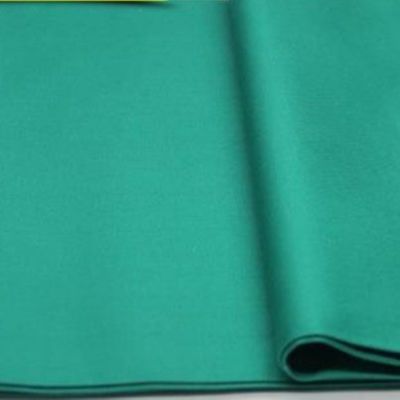 Maßgeschneiderte Farbe 170-200gsm Scrubs Stoff für medizinische Uniformen und chirurgische Umhänge Hergestellt