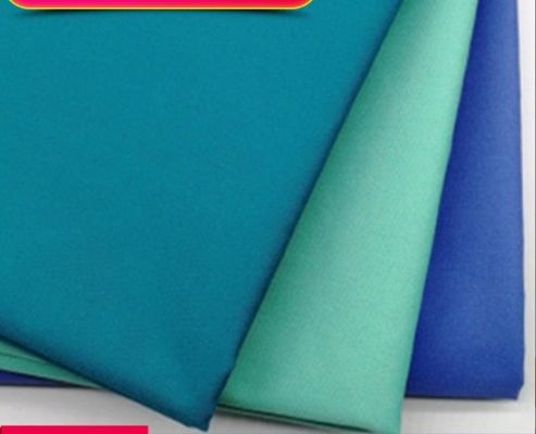 Maßgeschneiderte Farbe 170-200gsm Scrubs Stoff für medizinische Uniformen und chirurgische Umhänge Hergestellt