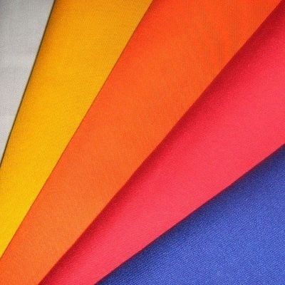 Preppy Style 100% Polyester Twill Stoff für Schuluniformen Garnenzahl 150D*150D