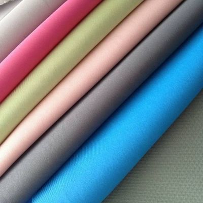 Preppy Style 100% Polyester Twill Stoff für Schuluniformen Garnenzahl 150D*150D