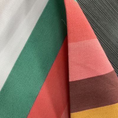 Durchschnittliches Gewicht 57/58&quot; 80 Polyester 20 Baumwolle Druckgewebe für Arbeitsbekleidung Outdoor Textil
