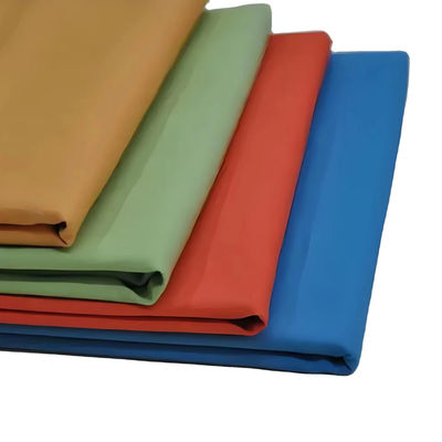 100% Polyester Twill Stoff High End Flammschutzfolie 210T Taffeta angepasste Farbe