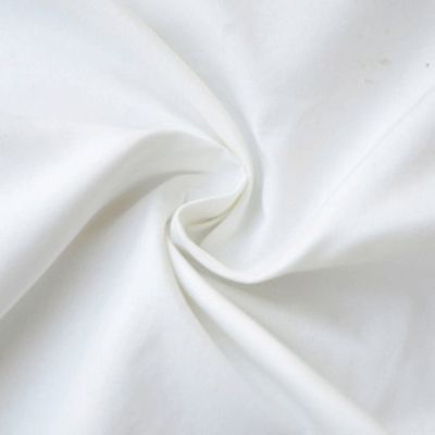 Weiches angepasstes Gewebe Export 210T Polyester Auskleidung Taffeta Farbgewebe für den Markt