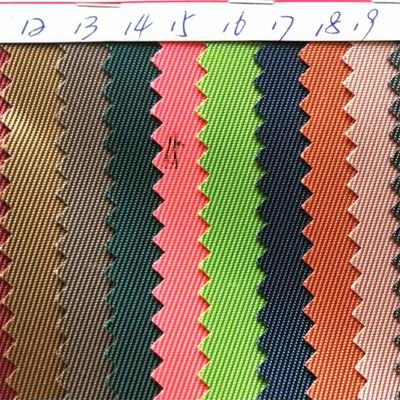 100% Polyester Twill Stoff für Arbeitskleidung Stoff in massivem Muster 180gsm 210gsm 260gsm