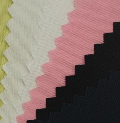 58/60" Breite Nachhaltig 100% Polyester Futter 210T Taffeta Farbe Stoff individuell