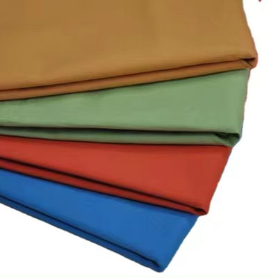 Wasserdicht 100% Polyester-Bindung 210T Taffeta angepasste Farbe Stoffmuster SOLIDS