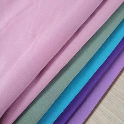Dauerhafte TC 65 35 Poplin Glatte Stoffe Taschen Taschenbezug Stoff mit irischer Folie